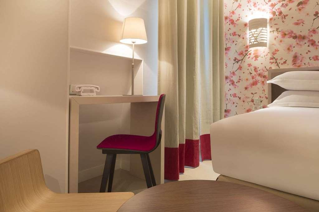 Hotel Eden Párizs Szoba fotó